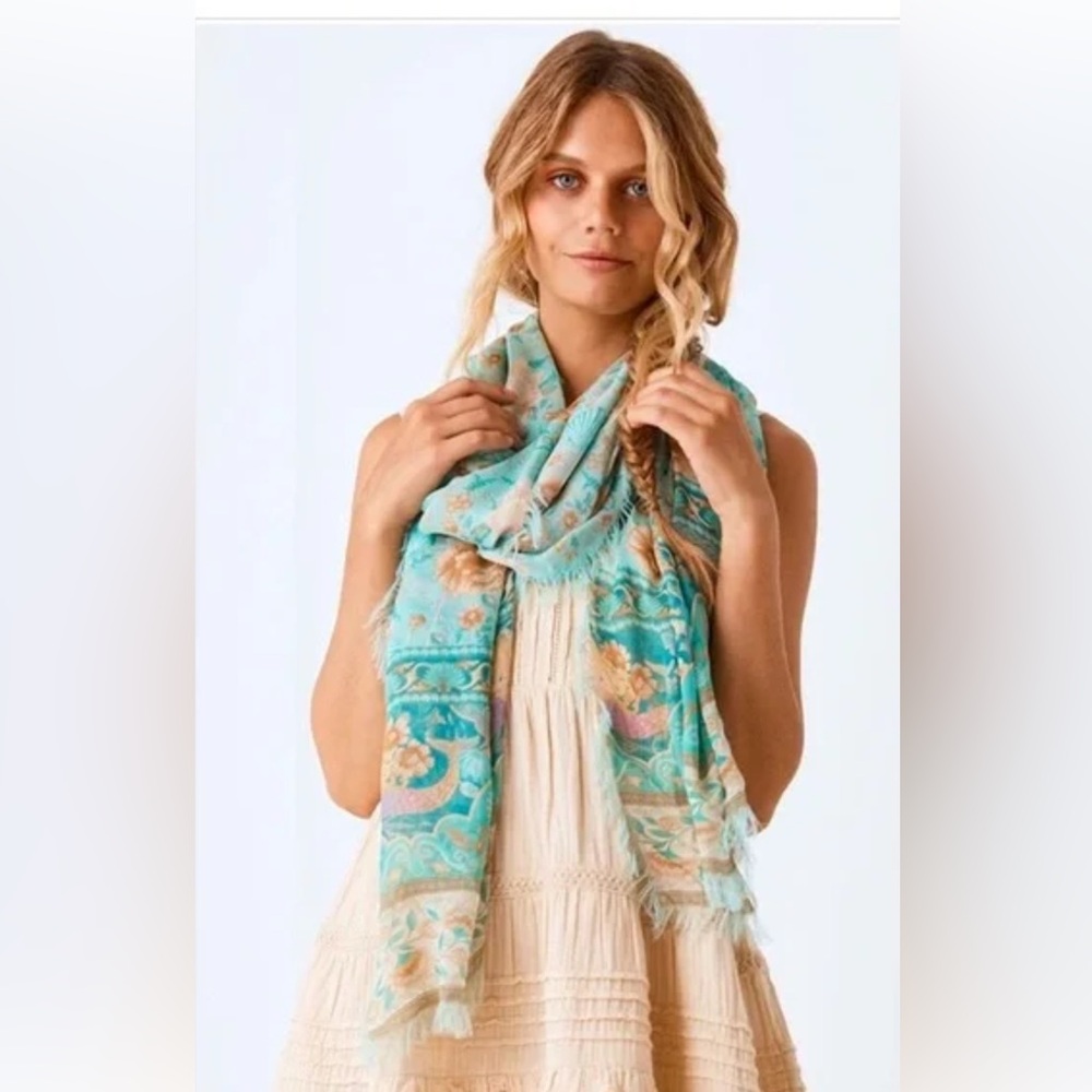 Spell Seashell Travel Scarf NWT - Picture 2 of 4